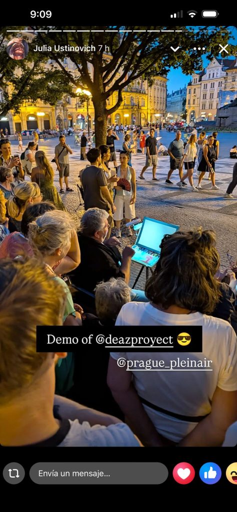 Publicación de una demostración nocturna de acuarela en una plaza de Praga